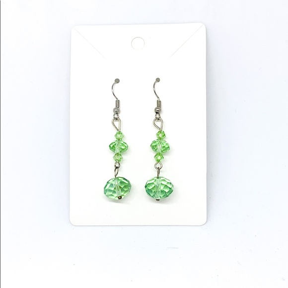 Beautiful Green Dangle post Earrings - Picture 4 of 7